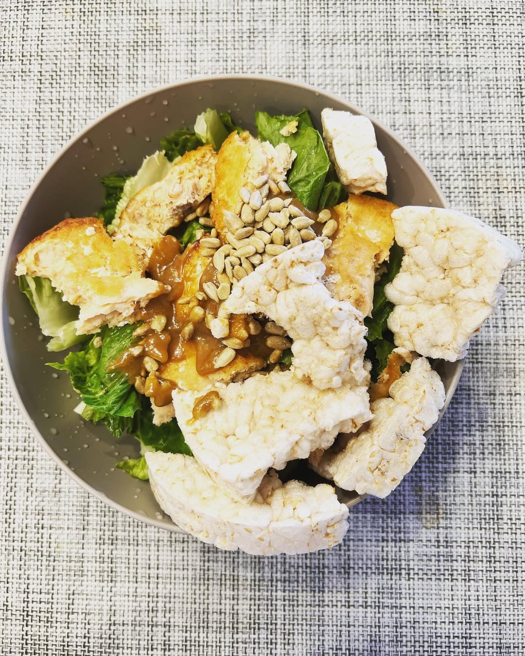 Chicharrón en Salsa Verde: Un Viaje Culinario