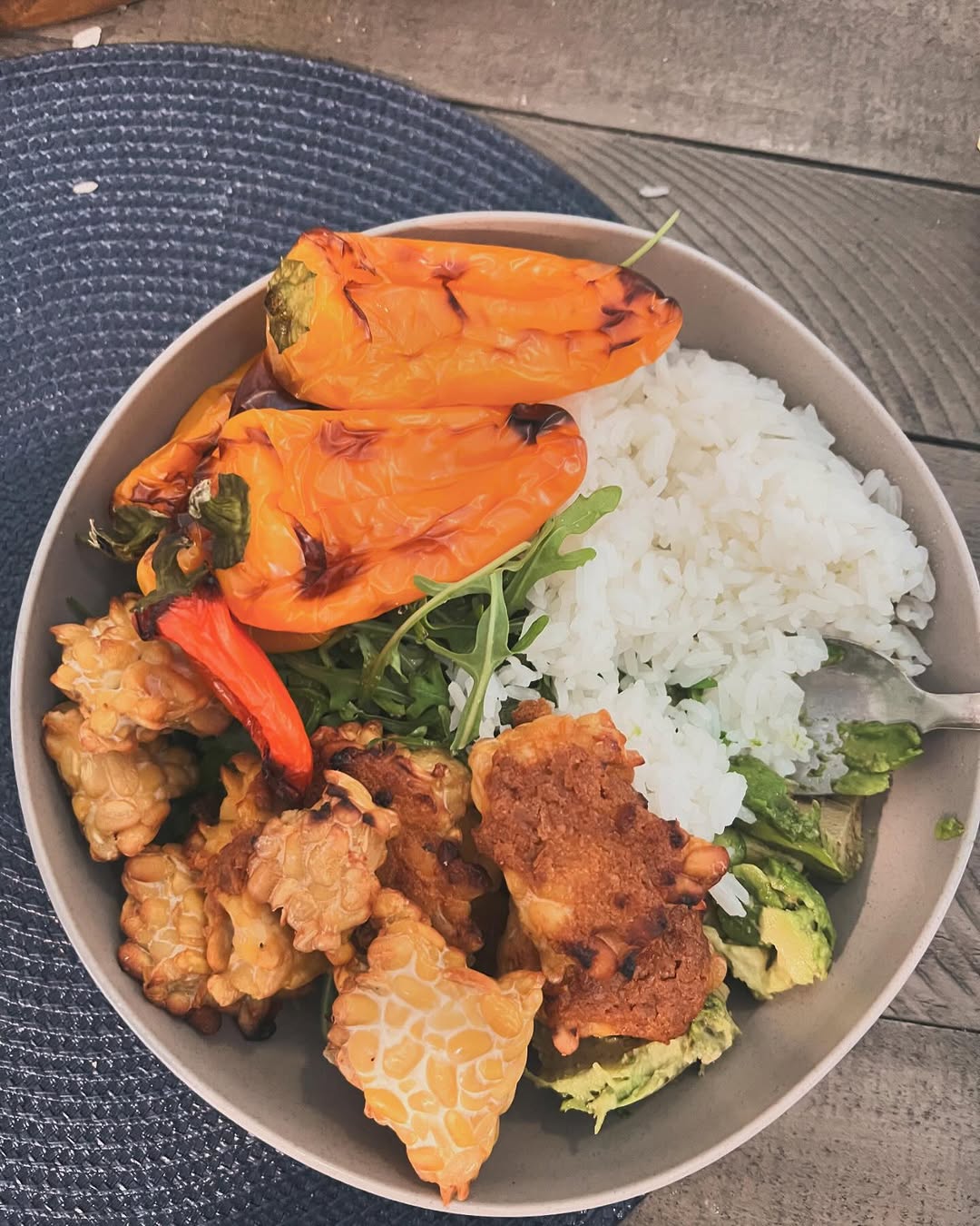 Chicharrón en Salsa Verde: Un Viaje Culinario