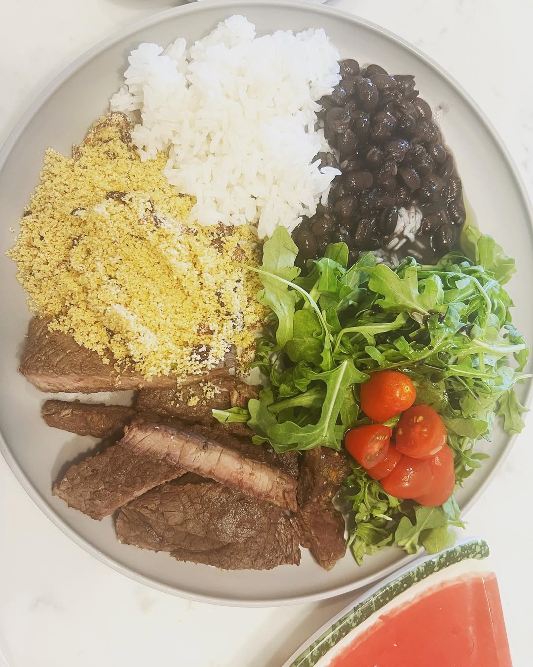 Chicharrón en Salsa Verde: Un Viaje Culinario