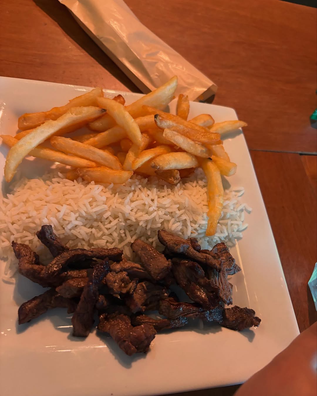 Chicharrón en Salsa Verde: Un Viaje Culinario